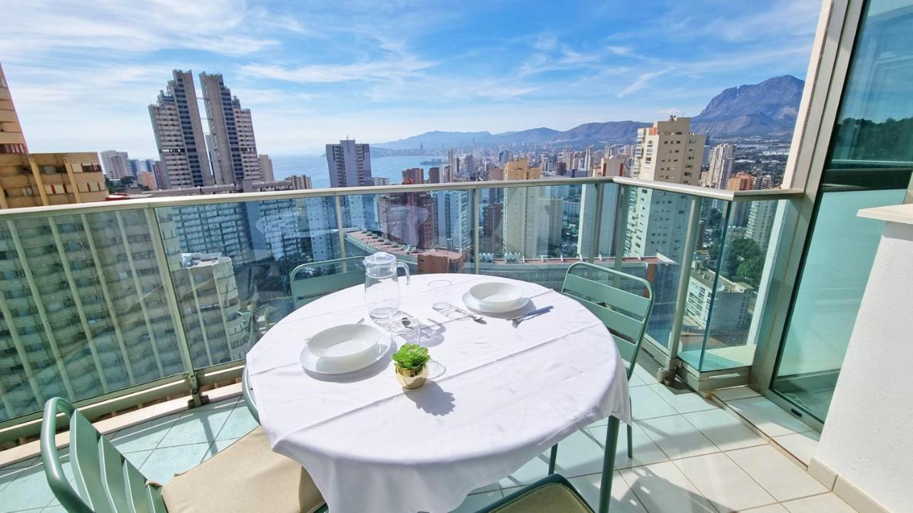 Апартаменты Skyline 11 Sunny Balcony With Stunning Sea Views Бенидорм Экстерьер фото